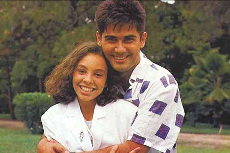 Carla Marins (Carola) e César Filho (Túlio) em 'Hipertensão', que nunca foi reexibida pela Globo
