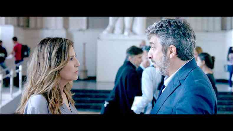 O casamento de Ana (Mercedes Morn) e Marcos (Ricardo Darn) entra em crise quando o casal se v sozinho, aps a partida de seu filho nico para a Espanha (foto: PANDORA FILMES/DIVULGAO)